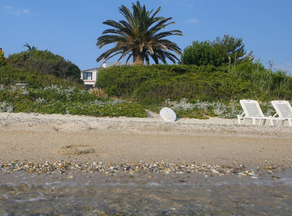 Beach Front Chanioti โปไลโครโน ภายนอก รูปภาพ